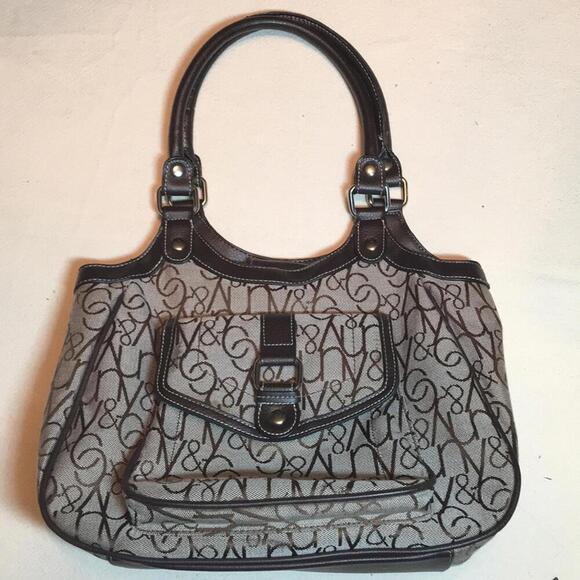 New York & Company Handbags - 🍁NY&C Purse, Dual straps tan bag and brown NY&C